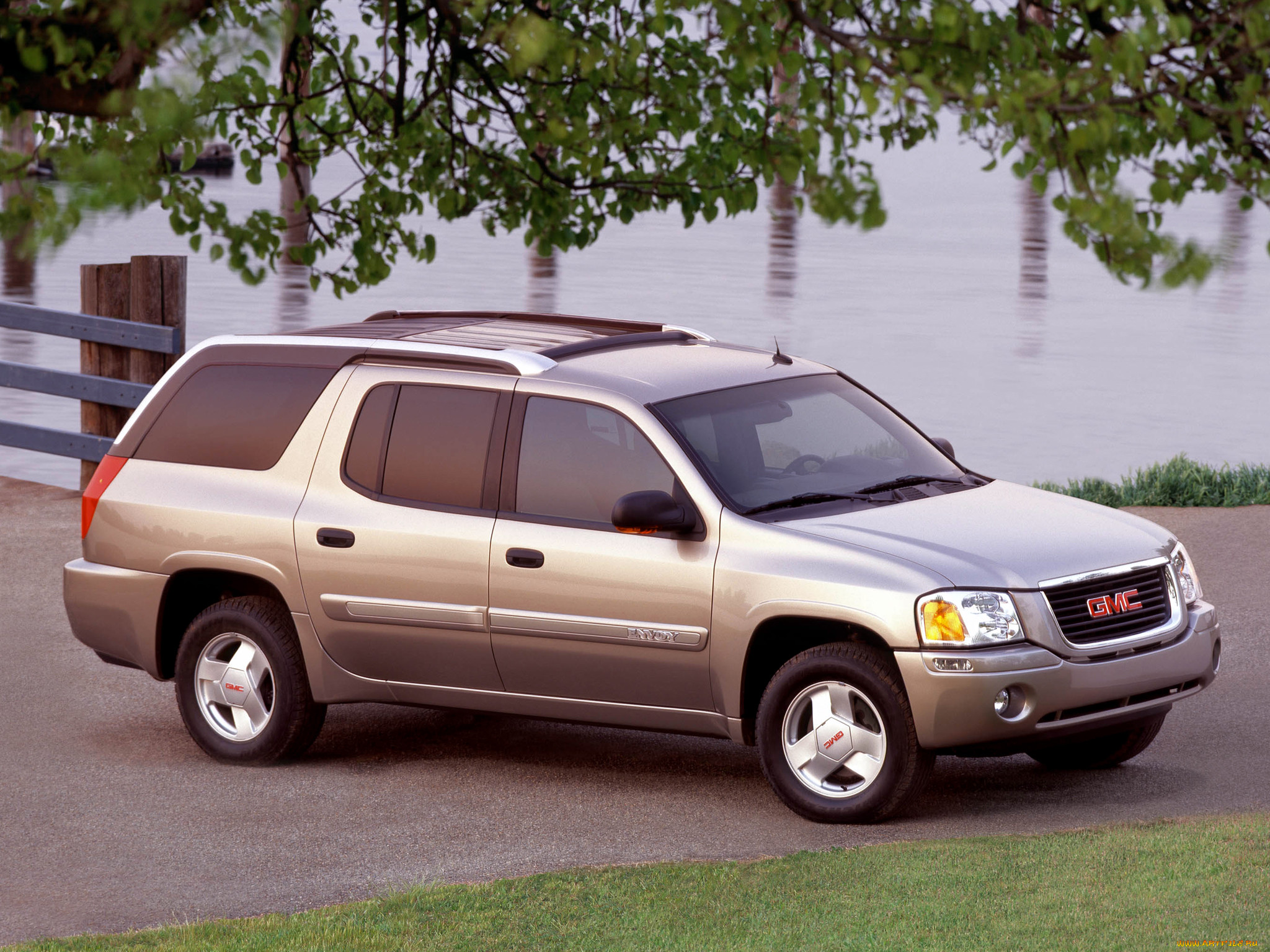 , gm, gmc, envoy